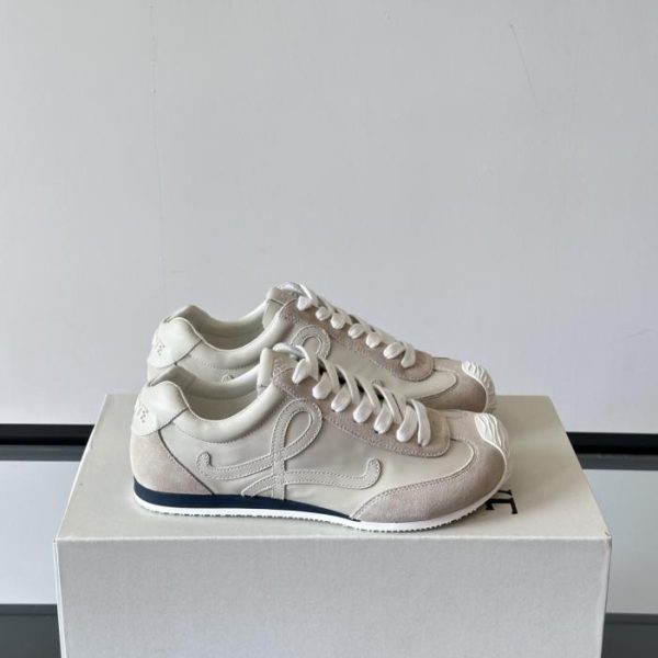 repliche,replica,perfette,siti di,affidabili,migliori siti,dove comprare,1:1,scarpe da ginnastica Contatore / Le nuove sneakers Ballet Runner 2.0 di LOEWE (AEDON)