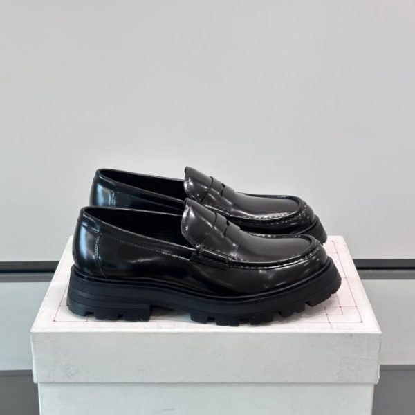 repliche,replica,perfette,siti di,affidabili,migliori siti,dove comprare,1:1,scarpe da ginnastica Contatore / Scarpe da uomo in pelle con plateau Alexander McQueen (TN0MZ)