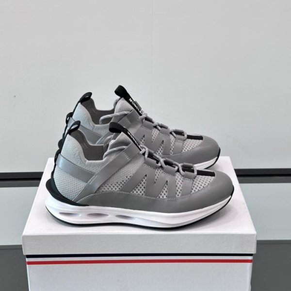 repliche,replica,perfette,siti di,affidabili,migliori siti,dove comprare,1:1,scarpe da ginnastica Contatore / Sneakers casual da uomo Moncler (D82MT)