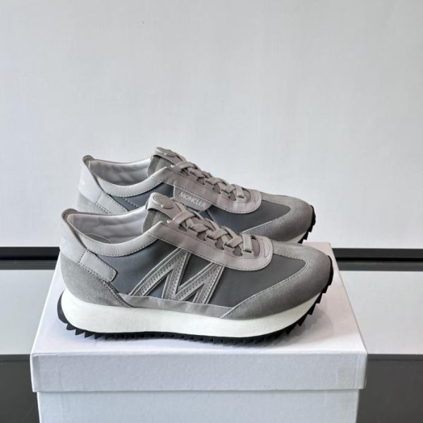 repliche,replica,perfette,siti di,affidabili,migliori siti,dove comprare,1:1,scarpe da ginnastica Contatore / Sneakers da uomo Moncler Pacey (5FA19)
