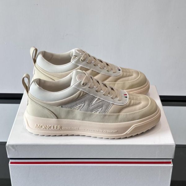 repliche,replica,perfette,siti di,affidabili,migliori siti,dove comprare,1:1,scarpe da ginnastica Contatore / Moncler Sneakers casual (1EJ4L)