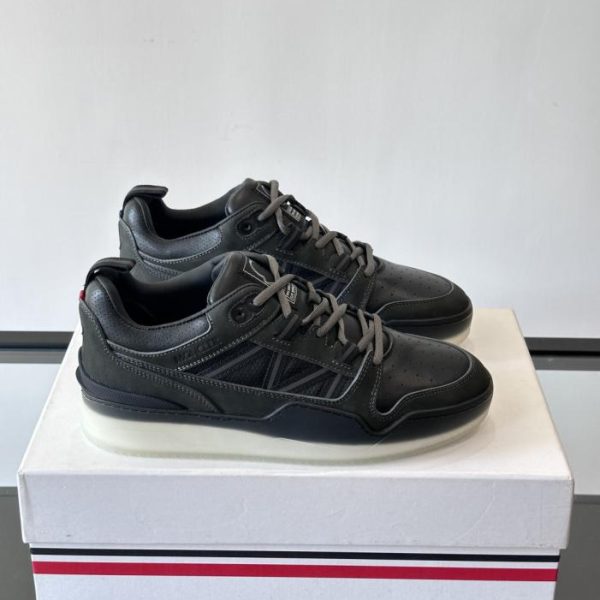 repliche,replica,perfette,siti di,affidabili,migliori siti,dove comprare,1:1,scarpe da ginnastica Contatore / Sneakers casual da uomo Moncler (7V25V)