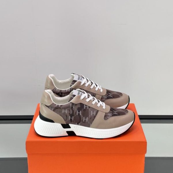 repliche,replica,perfette,siti di,affidabili,migliori siti,dove comprare,1:1,scarpe da ginnastica Contatore / Sneakers con plateau Hermes Hugo, scarpe casual da uomo (UUUMH)