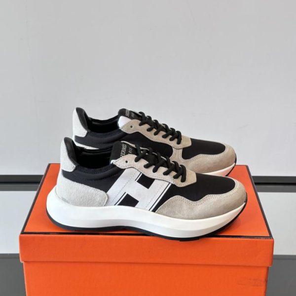 repliche,replica,perfette,siti di,affidabili,migliori siti,dove comprare,1:1,scarpe da ginnastica Contatore / Sneakers con plateau Hermes Hugo, scarpe casual da uomo (83WQF)