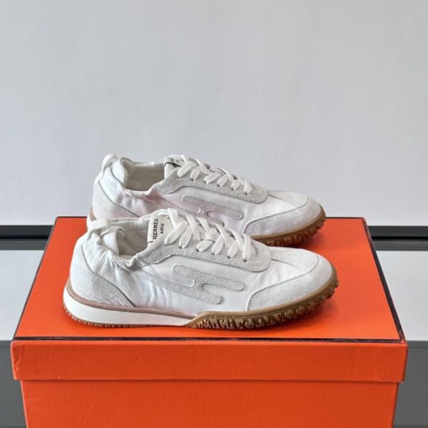 repliche,replica,perfette,siti di,affidabili,migliori siti,dove comprare,1:1,scarpe da ginnastica Contatore / Hermès Jet Sneaker, nuove scarpe da ginnastica Archander da coppia, sneakers bianche, sneakers in morbida pelle di vitello traforata (QM9R5)