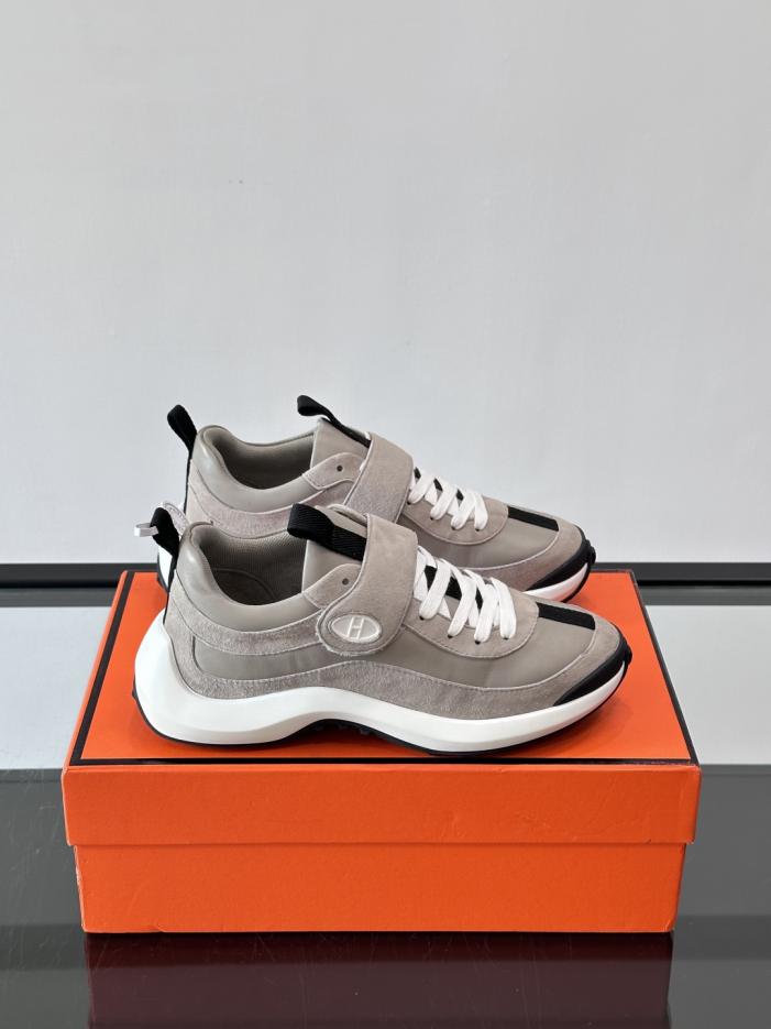 repliche,replica,perfette,siti di,affidabili,migliori siti,dove comprare,1:1,scarpe da ginnastica Contatore / Le nuove scarpe sportive casual da coppia Loop di Hermes (LBV8K) repliche,replica,perfette,siti di,affidabili,migliori siti,dove comprare,1:1,scarpe da ginnastica Contatore / Le nuove scarpe sportive casual da coppia Loop di Hermes (LBV8K)