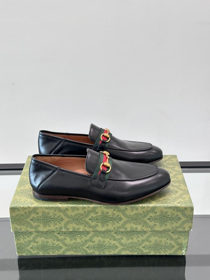 repliche,replica,perfette,siti di,affidabili,migliori siti,dove comprare,1:1,scarpe da ginnastica Contatore / Scarpe casual da uomo Gucci in vera pelle di prima qualità (EA1O2) repliche,replica,perfette,siti di,affidabili,migliori siti,dove comprare,1:1,scarpe da ginnastica Contatore / Scarpe casual da uomo Gucci in vera pelle di prima qualità (EA1O2)