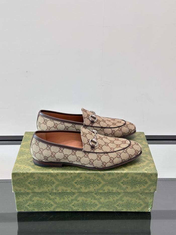 repliche,replica,perfette,siti di,affidabili,migliori siti,dove comprare,1:1,scarpe da ginnastica Contatore / Scarpe casual da uomo Gucci in vera pelle di prima qualità (HBCUH) repliche,replica,perfette,siti di,affidabili,migliori siti,dove comprare,1:1,scarpe da ginnastica Contatore / Scarpe casual da uomo Gucci in vera pelle di prima qualità (HBCUH)