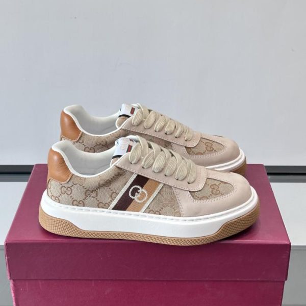 repliche,replica,perfette,siti di,affidabili,migliori siti,dove comprare,1:1,scarpe da ginnastica Contatore / Sneakers Gucci da uomo, patchwork in pelle e denim, monogramma classico con doppia G (QWKSS)