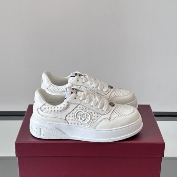 repliche,replica,perfette,siti di,affidabili,migliori siti,dove comprare,1:1,scarpe da ginnastica Contatore / Sneakers Gucci da uomo con plateau Biscuit (1OCDS)