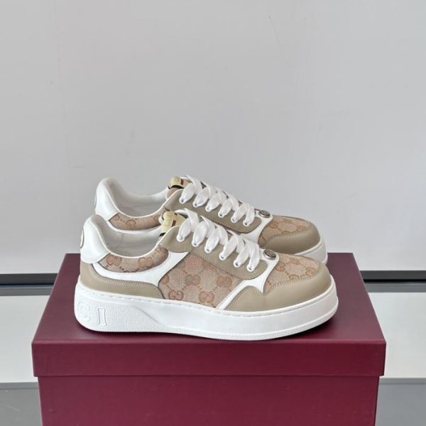 repliche,replica,perfette,siti di,affidabili,migliori siti,dove comprare,1:1,scarpe da ginnastica Contatore / Sneakers da uomo Gucci con plateau Biscuit (KB1YD)