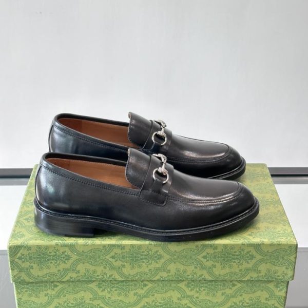 repliche,replica,perfette,siti di,affidabili,migliori siti,dove comprare,1:1,scarpe da ginnastica Contatore / Scarpe casual da uomo Gucci in vera pelle di prima qualità (QO9DR)