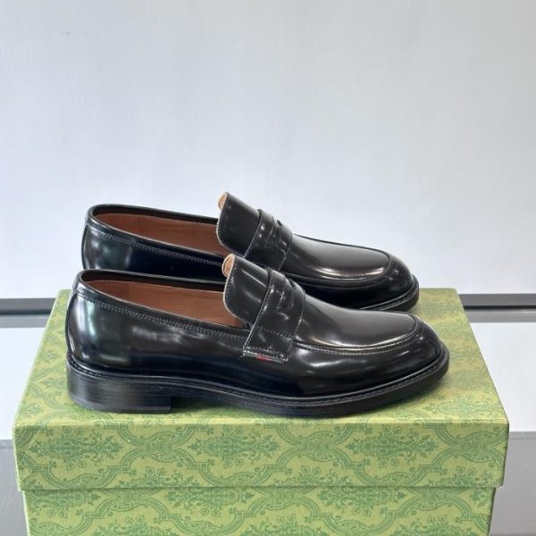 repliche,replica,perfette,siti di,affidabili,migliori siti,dove comprare,1:1,scarpe da ginnastica Contatore / Scarpe casual da uomo Gucci in vera pelle di prima qualità (SKWUF)