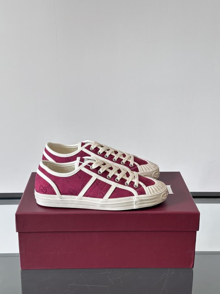 repliche,replica,perfette,siti di,affidabili,migliori siti,dove comprare,1:1,scarpe da ginnastica Contatore / Sneakers basse Gucci Tennis serie 1977 GG (U97AB) repliche,replica,perfette,siti di,affidabili,migliori siti,dove comprare,1:1,scarpe da ginnastica Contatore / Sneakers basse Gucci Tennis serie 1977 GG (U97AB)