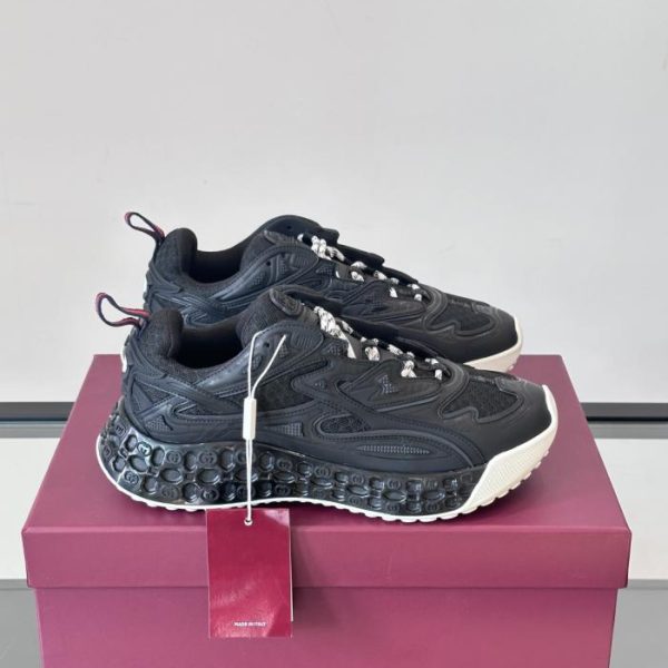 repliche,replica,perfette,siti di,affidabili,migliori siti,dove comprare,1:1,scarpe da ginnastica Contatore / Le scarpe da uomo Gucci presentate in passerella, caratterizzate dal futuristico design Cub3D (N8MYH), sono incredibilmente eleganti.