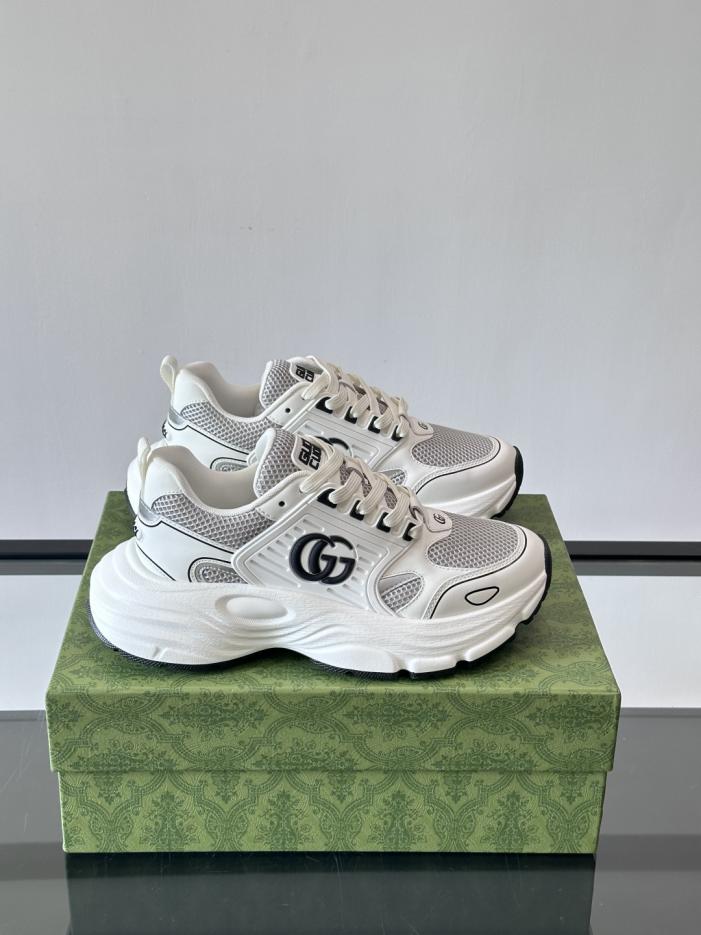 repliche,replica,perfette,siti di,affidabili,migliori siti,dove comprare,1:1,scarpe da ginnastica Contatore / Sneakers Gucci GG da uomo (67CGV) repliche,replica,perfette,siti di,affidabili,migliori siti,dove comprare,1:1,scarpe da ginnastica Contatore / Sneakers Gucci GG da uomo (67CGV)