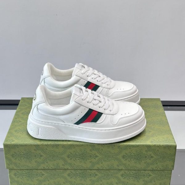 repliche,replica,perfette,siti di,affidabili,migliori siti,dove comprare,1:1,scarpe da ginnastica Contatore / Sneakers Gucci da coppia con plateau color biscotto (Q4GC6)