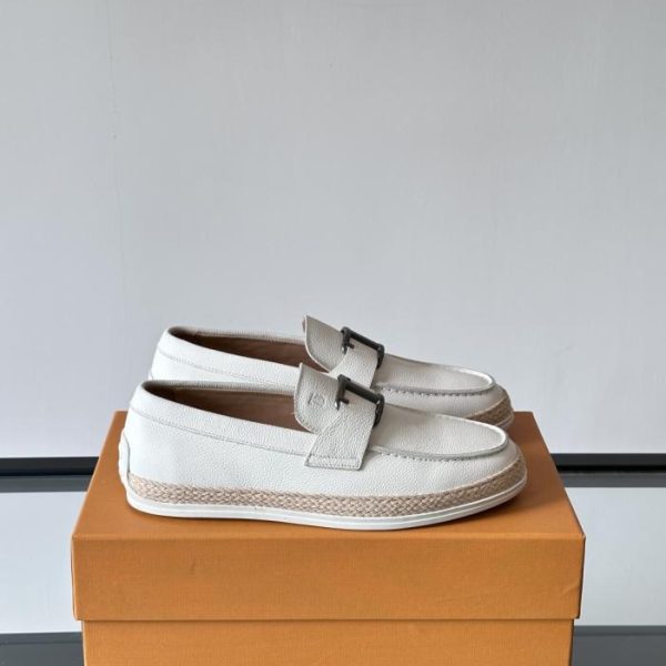 repliche,replica,perfette,siti di,affidabili,migliori siti,dove comprare,1:1,scarpe da ginnastica Contatore / Mocassini da uomo TOD’S, realizzati in pelle di vacchetta pieno fiore, con decorazione a strisce con logo del marchio (3CUV9)