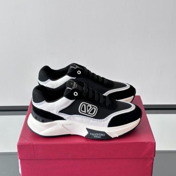 repliche,replica,perfette,siti di,affidabili,migliori siti,dove comprare,1:1,scarpe da ginnastica Contatore / Le nuove scarpe sportive casual da uomo di Valentino, con plateau e design leggero (1QXWY)