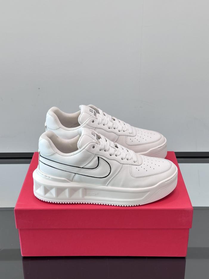 repliche,replica,perfette,siti di,affidabili,migliori siti,dove comprare,1:1,scarpe da ginnastica Contatore / Sneakers casual da uomo Valentino (I9RTV) repliche,replica,perfette,siti di,affidabili,migliori siti,dove comprare,1:1,scarpe da ginnastica Contatore / Sneakers casual da uomo Valentino (I9RTV)