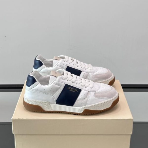 repliche,replica,perfette,siti di,affidabili,migliori siti,dove comprare,1:1,scarpe da ginnastica Contatore / Sneakers bianche Valentino, serie Valentino Joie de Jouer, stile coppia, sneakers casual, sneakers bianche (LA5CO)