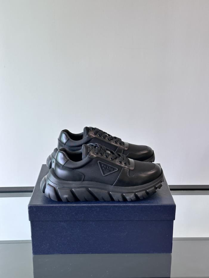 repliche,replica,perfette,siti di,affidabili,migliori siti,dove comprare,1:1,scarpe da ginnastica Contatore / Nuove sneakers casual in morbida pelle da uomo Prada (Z186X) repliche,replica,perfette,siti di,affidabili,migliori siti,dove comprare,1:1,scarpe da ginnastica Contatore / Nuove sneakers casual in morbida pelle da uomo Prada (Z186X)