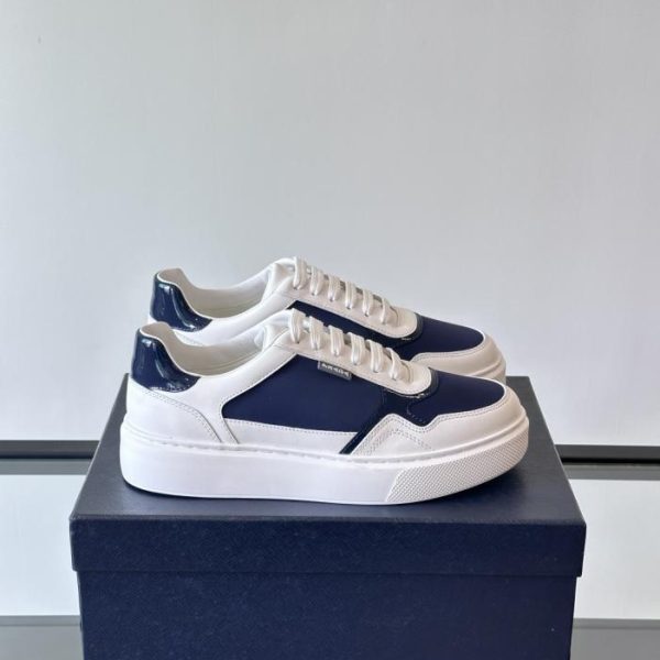 repliche,replica,perfette,siti di,affidabili,migliori siti,dove comprare,1:1,scarpe da ginnastica Contatore / Le nuove sneakers casual con plateau da uomo di Prada (DBYAC)