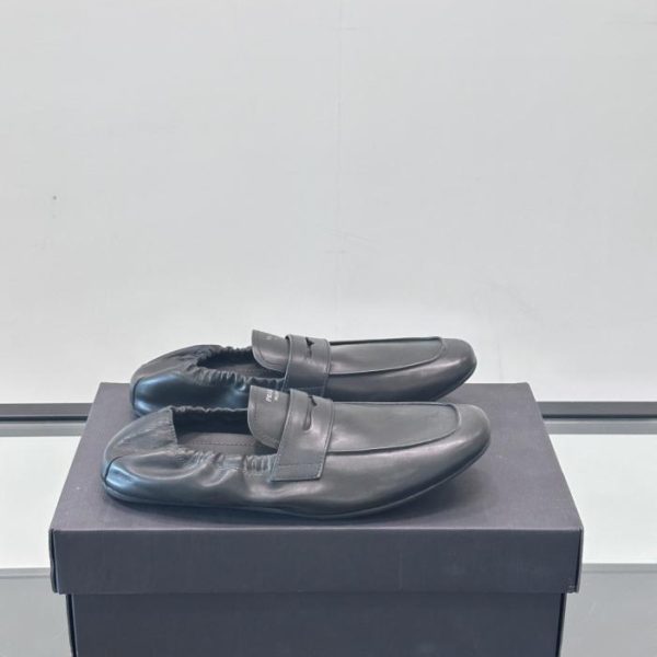 repliche,replica,perfette,siti di,affidabili,migliori siti,dove comprare,1:1,scarpe da ginnastica Contatore / Le nuove scarpe da guida da uomo di Prada (VFML0)