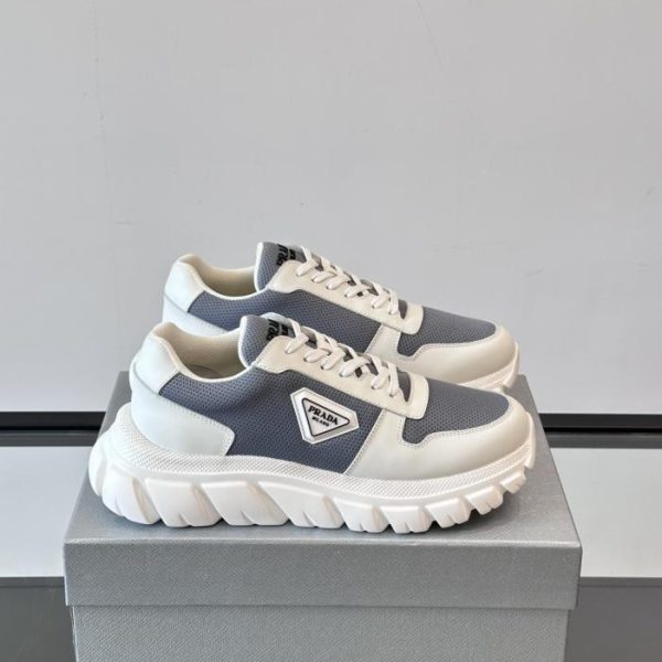 repliche,replica,perfette,siti di,affidabili,migliori siti,dove comprare,1:1,scarpe da ginnastica Contatore / Nuove sneakers casual in morbida pelle da uomo Prada (FCXEB)