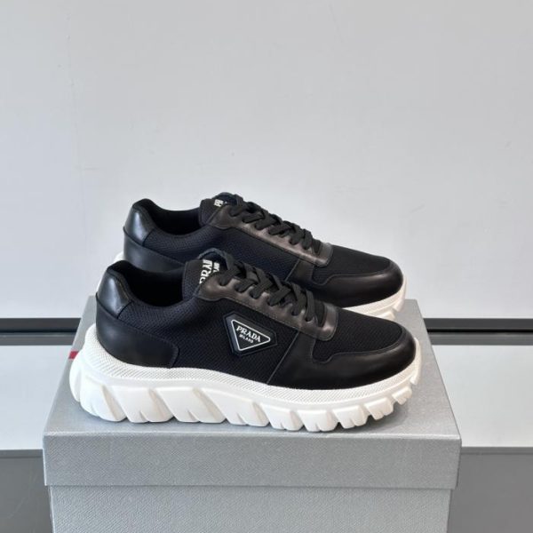 repliche,replica,perfette,siti di,affidabili,migliori siti,dove comprare,1:1,scarpe da ginnastica Contatore / Nuove sneakers casual in morbida pelle da uomo Prada (ZWLMM)