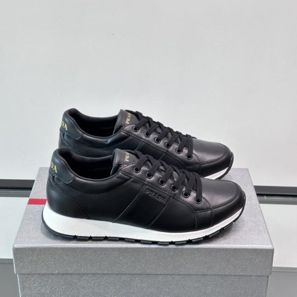 repliche,replica,perfette,siti di,affidabili,migliori siti,dove comprare,1:1,scarpe da ginnastica Contatore / Nuove sneakers casual in morbida pelle da uomo Prada (CSXLQ)