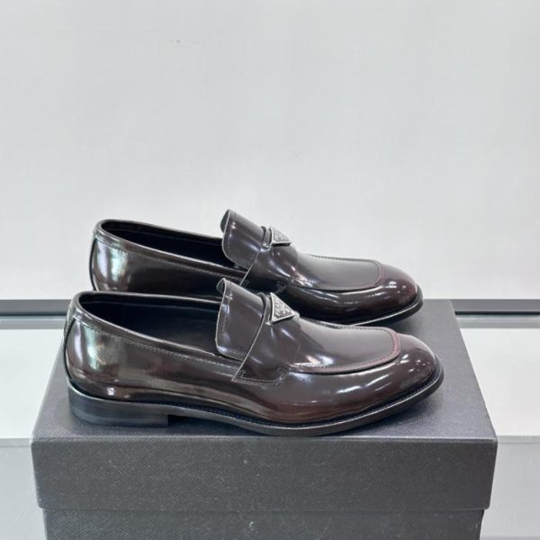 repliche,replica,perfette,siti di,affidabili,migliori siti,dove comprare,1:1,scarpe da ginnastica Contatore / Le nuove scarpe in vernice di Prada (CQFUQ)