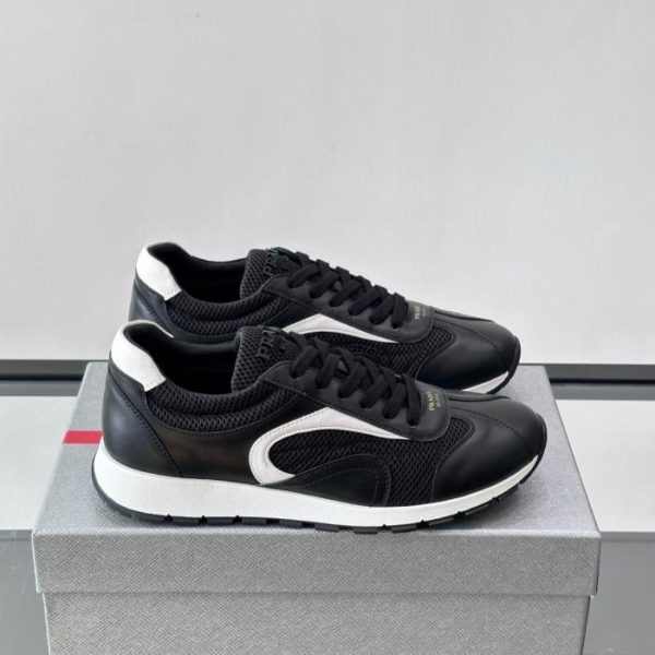repliche,replica,perfette,siti di,affidabili,migliori siti,dove comprare,1:1,scarpe da ginnastica Contatore / Le nuove sneakers casual con plateau da uomo di Prada (J162K)