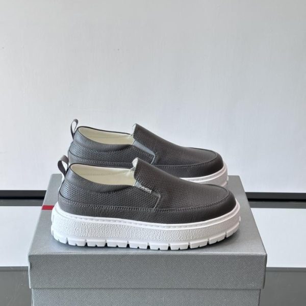 Contatore / Nuove scarpe casual slip-on da uomo Prada (H5FSY)
