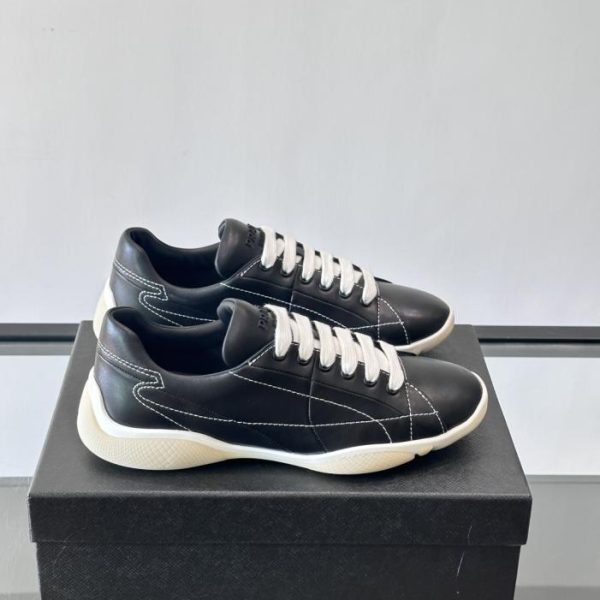 Contatore / Sneakers Prada in pelle nappa (E60AS)