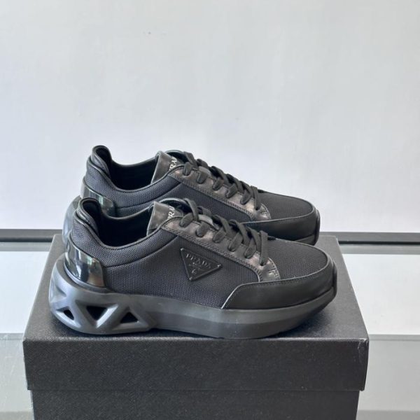 repliche,replica,perfette,siti di,affidabili,migliori siti,dove comprare,1:1,scarpe da ginnastica Contatore / Nuove scarpe sportive casual da uomo in pelle con plateau di Prada (S670T)