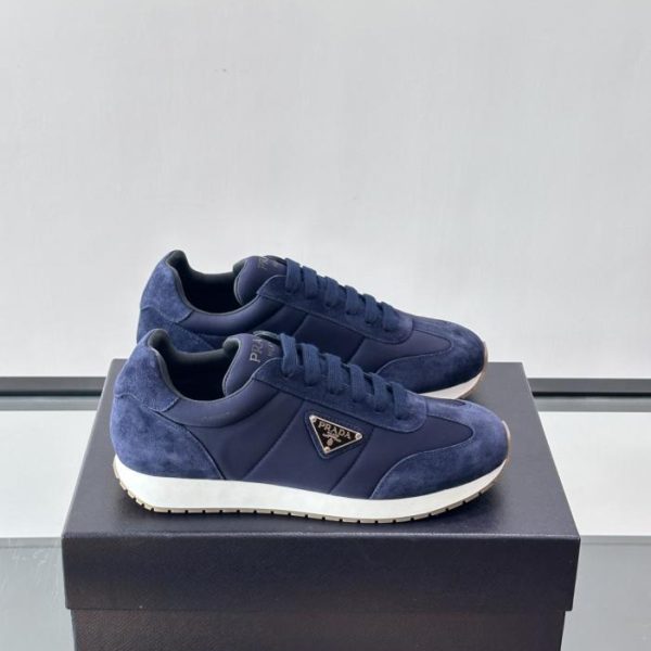 repliche,replica,perfette,siti di,affidabili,migliori siti,dove comprare,1:1,scarpe da ginnastica Contatore / Nuove sneakers casual in morbida pelle da uomo Prada (JD85L)