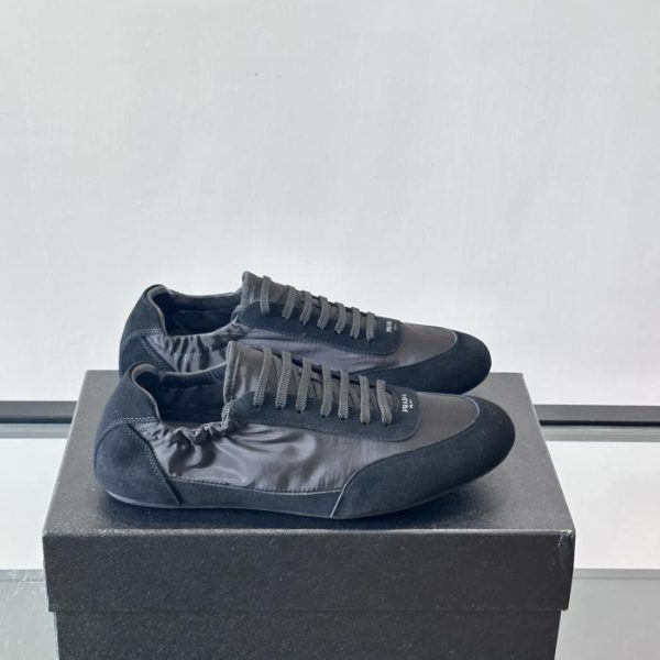 repliche,replica,perfette,siti di,affidabili,migliori siti,dove comprare,1:1,scarpe da ginnastica Contatore / Le nuove scarpe da guida da uomo di Prada (8Q788)