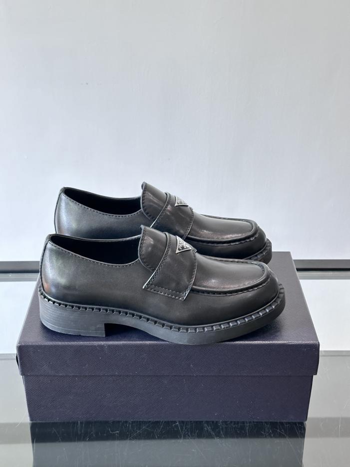repliche,replica,perfette,siti di,affidabili,migliori siti,dove comprare,1:1,scarpe da ginnastica Contatore / I nuovi mocassini in pelle di Prada (TD20Y) repliche,replica,perfette,siti di,affidabili,migliori siti,dove comprare,1:1,scarpe da ginnastica Contatore / I nuovi mocassini in pelle di Prada (TD20Y)