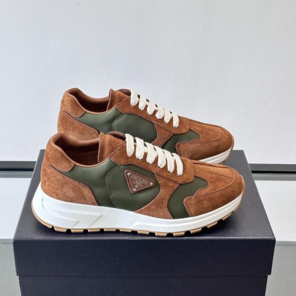 repliche,replica,perfette,siti di,affidabili,migliori siti,dove comprare,1:1,scarpe da ginnastica Contatore / Nuove sneakers casual in morbida pelle da uomo Prada (YH7RA)