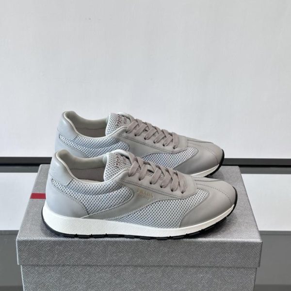 repliche,replica,perfette,siti di,affidabili,migliori siti,dove comprare,1:1,scarpe da ginnastica Contatore / Le nuove sneakers casual da uomo di Prada (5J3I1)