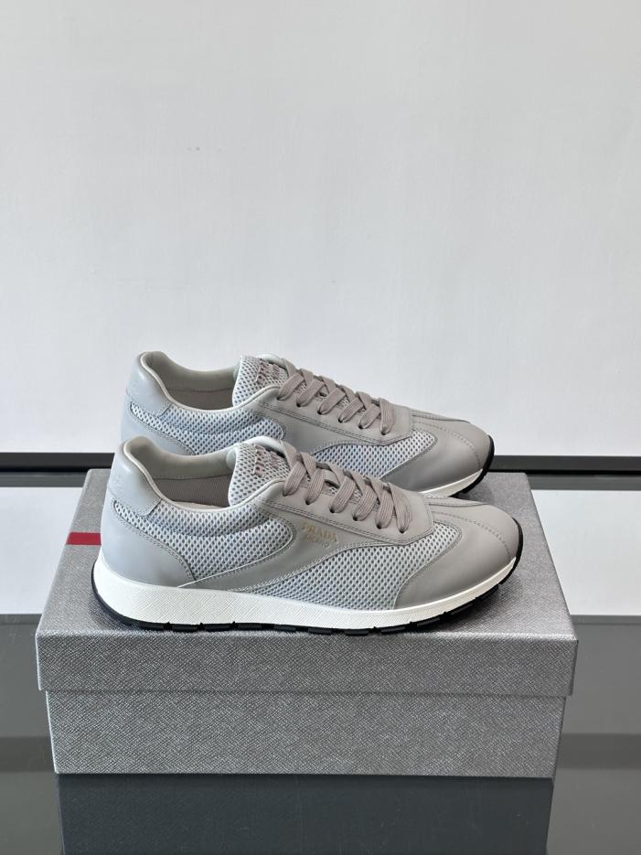 repliche,replica,perfette,siti di,affidabili,migliori siti,dove comprare,1:1,scarpe da ginnastica Contatore / Le nuove sneakers casual da uomo di Prada (5J3I1) repliche,replica,perfette,siti di,affidabili,migliori siti,dove comprare,1:1,scarpe da ginnastica Contatore / Le nuove sneakers casual da uomo di Prada (5J3I1)