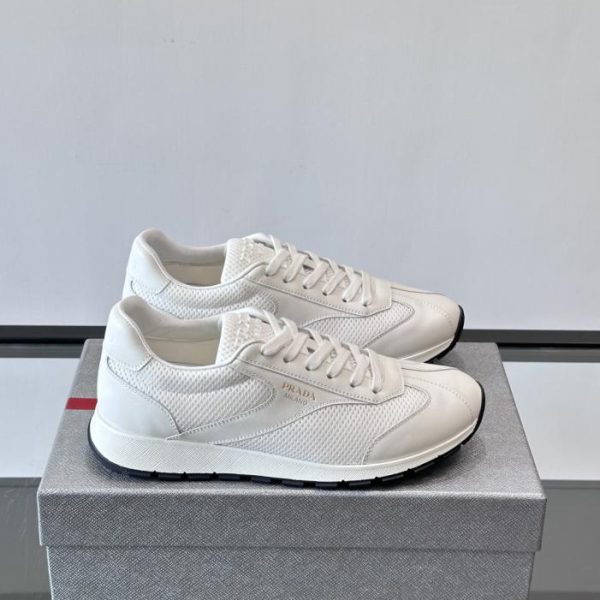 repliche,replica,perfette,siti di,affidabili,migliori siti,dove comprare,1:1,scarpe da ginnastica Contatore / Le nuove sneakers casual da uomo di Prada (UVN17)