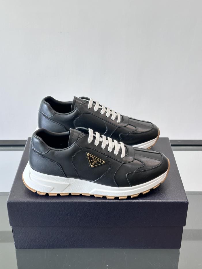 repliche,replica,perfette,siti di,affidabili,migliori siti,dove comprare,1:1,scarpe da ginnastica Contatore / Nuove sneakers casual in morbida pelle da uomo Prada (WFF21) repliche,replica,perfette,siti di,affidabili,migliori siti,dove comprare,1:1,scarpe da ginnastica Contatore / Nuove sneakers casual in morbida pelle da uomo Prada (WFF21)