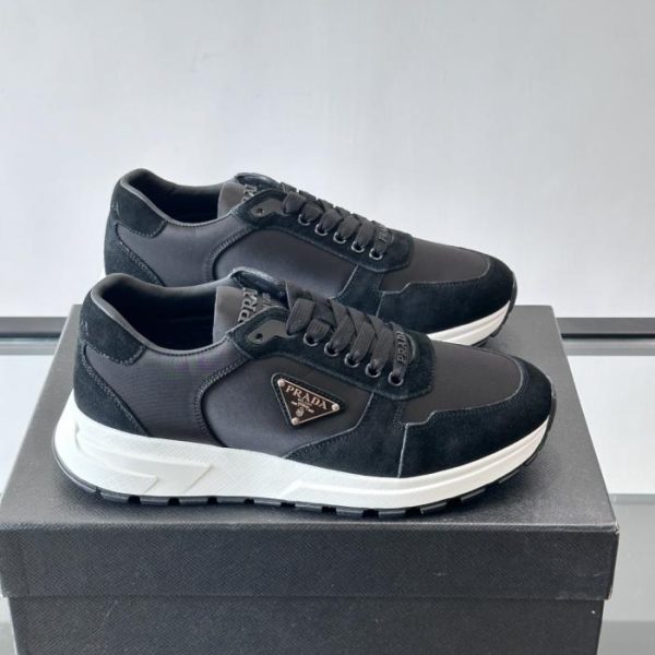 repliche,replica,perfette,siti di,affidabili,migliori siti,dove comprare,1:1,scarpe da ginnastica Contatore / Nuove sneakers casual in morbida pelle da uomo Prada (7W5AM)