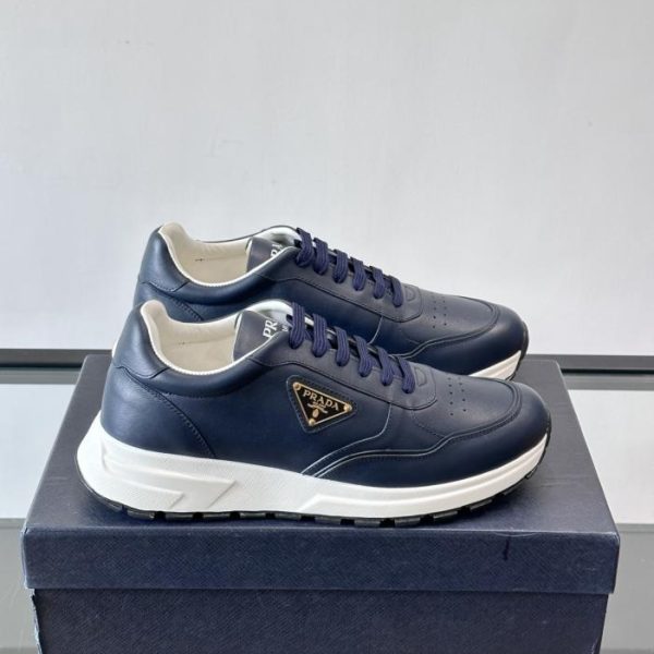 repliche,replica,perfette,siti di,affidabili,migliori siti,dove comprare,1:1,scarpe da ginnastica Contatore / Sneakers con plateau da uomo Prada con logo triangolare (YHANB)