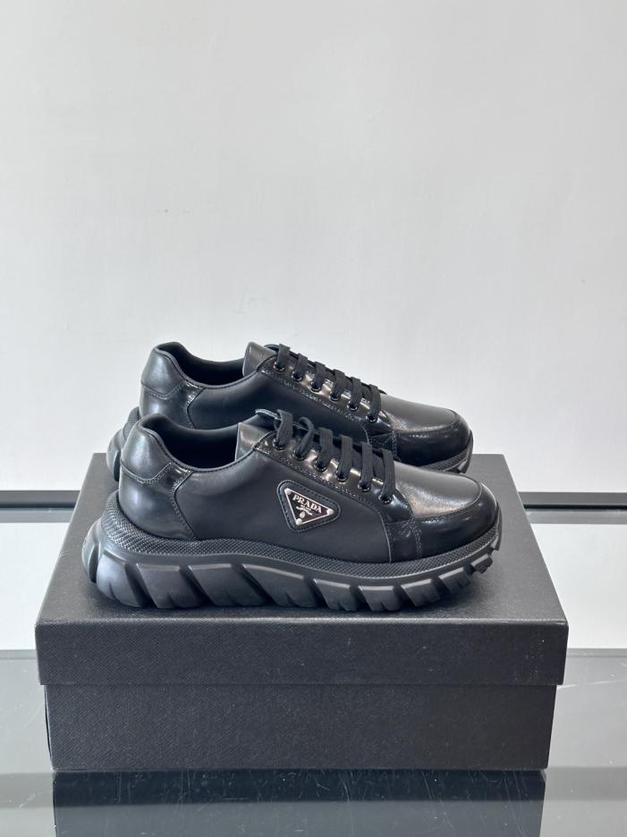repliche,replica,perfette,siti di,affidabili,migliori siti,dove comprare,1:1,scarpe da ginnastica Contatore / Sneakers con plateau Prada Downtown Bold da uomo, combinazione di pelle di vitello nappa e pelle opaca (4QLNE) repliche,replica,perfette,siti di,affidabili,migliori siti,dove comprare,1:1,scarpe da ginnastica Contatore / Sneakers con plateau Prada Downtown Bold da uomo, combinazione di pelle di vitello nappa e pelle opaca (4QLNE)