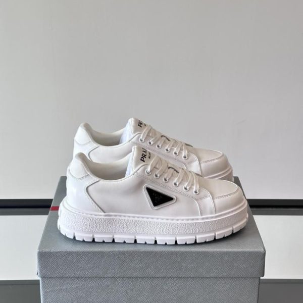 repliche,replica,perfette,siti di,affidabili,migliori siti,dove comprare,1:1,scarpe da ginnastica Contatore / Le nuove sneakers casual con plateau da uomo di Prada (URCI4)