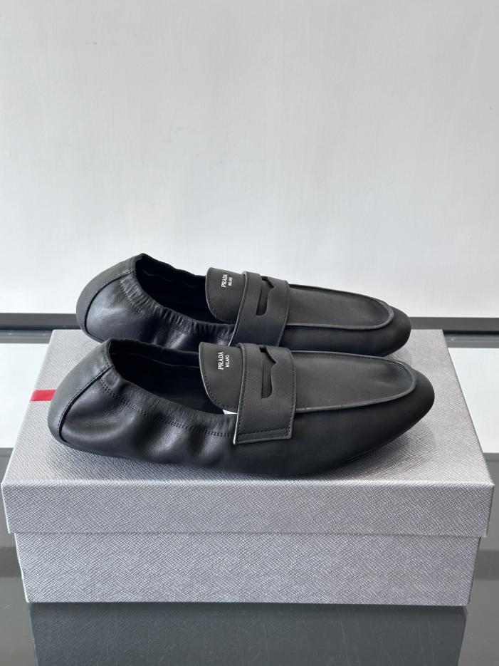 repliche,replica,perfette,siti di,affidabili,migliori siti,dove comprare,1:1,scarpe da ginnastica Contatore / Mocassini plissettati PRADA, realizzati in pelle di vitello, con tomaia plissettata naturalmente (WO6HS) repliche,replica,perfette,siti di,affidabili,migliori siti,dove comprare,1:1,scarpe da ginnastica Contatore / Mocassini plissettati PRADA, realizzati in pelle di vitello, con tomaia plissettata naturalmente (WO6HS)