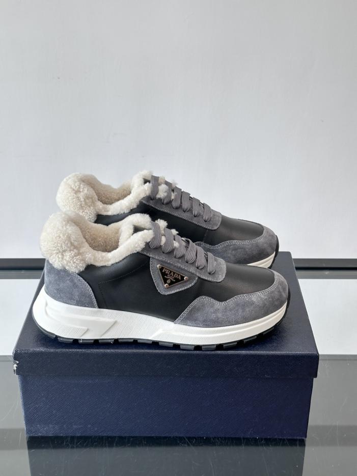 repliche,replica,perfette,siti di,affidabili,migliori siti,dove comprare,1:1,scarpe da ginnastica Contatore / Sneakers casual da uomo Prada (2TARN) repliche,replica,perfette,siti di,affidabili,migliori siti,dove comprare,1:1,scarpe da ginnastica Contatore / Sneakers casual da uomo Prada (2TARN)